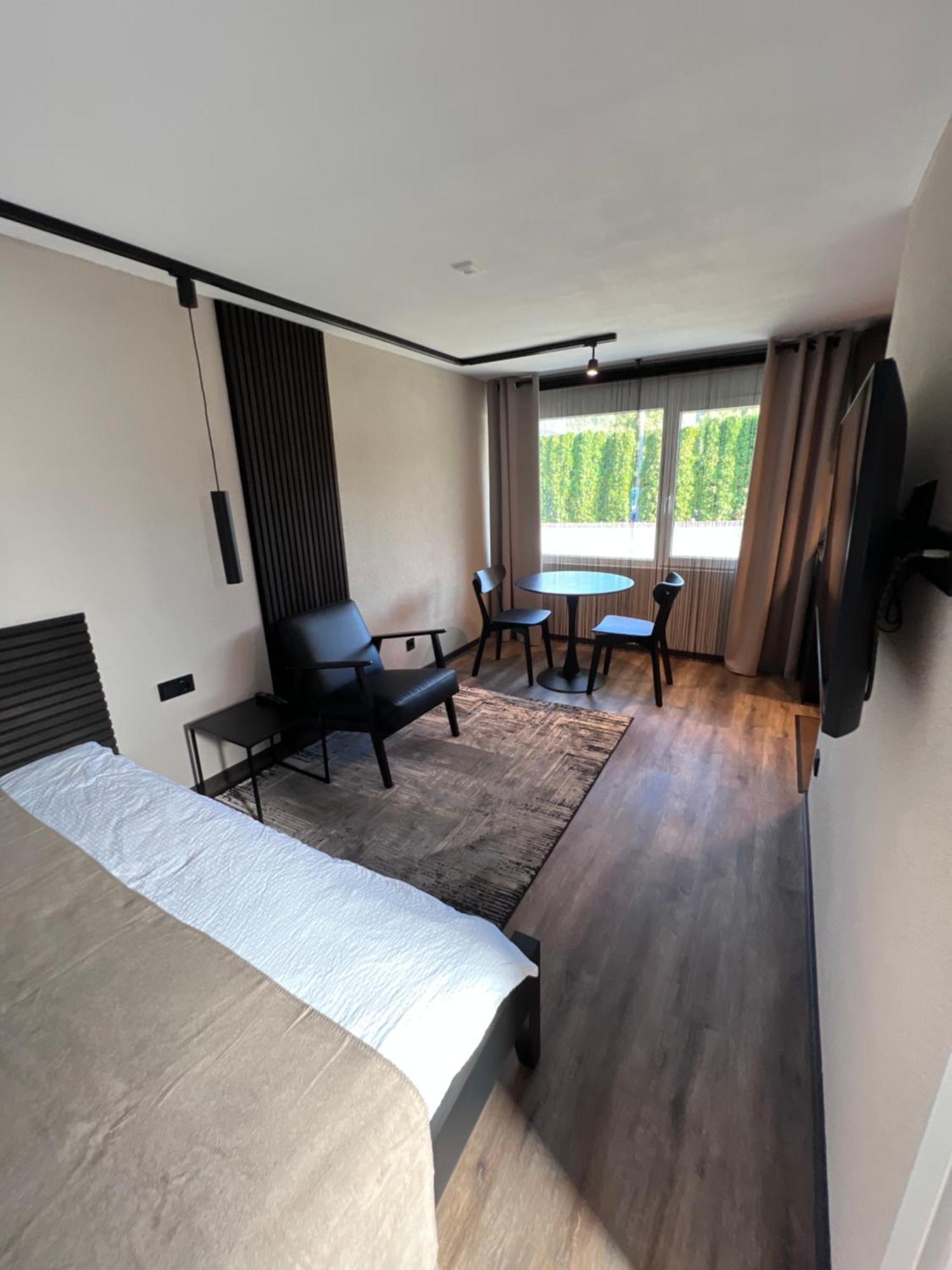 Keller Apartment ซุลซ์ อัม เนคคาร์ ภายนอก รูปภาพ